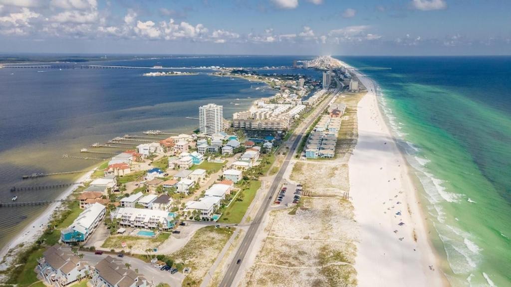 Ocean Front Penthouse Suite Panoramic Views Of Gulf,Pensacola Beach,Pier, & Bay المظهر الخارجي الصورة