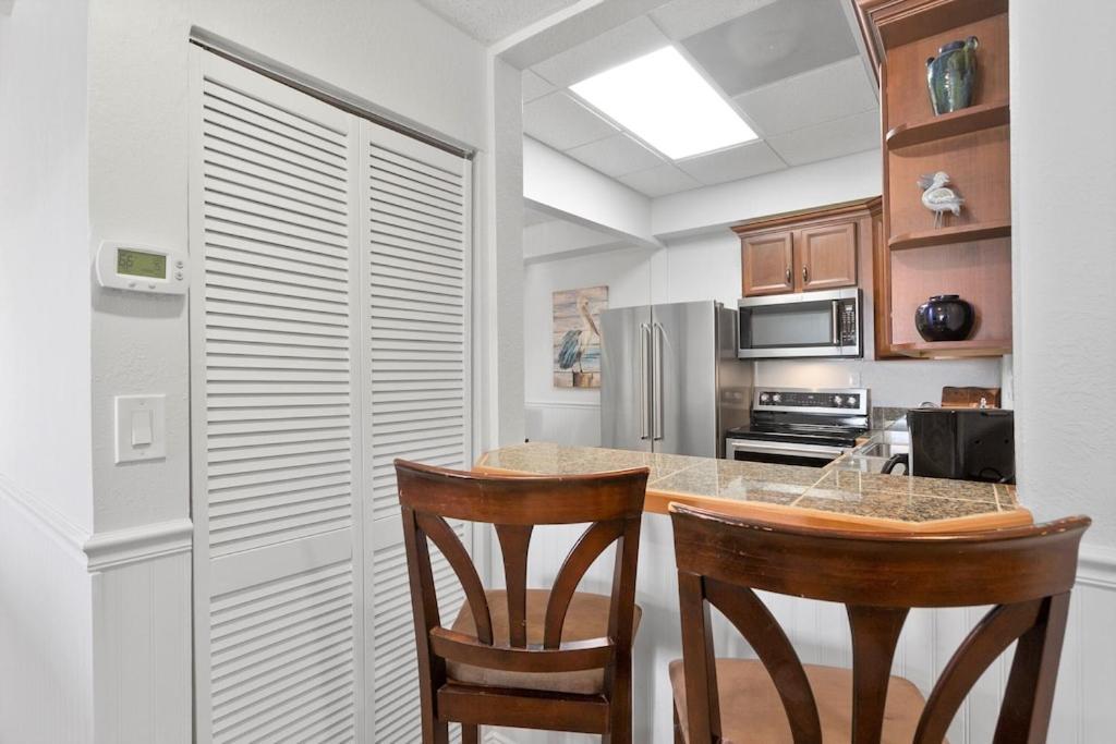 Ocean Front Penthouse Suite Panoramic Views Of Gulf,Pensacola Beach,Pier, & Bay المظهر الخارجي الصورة